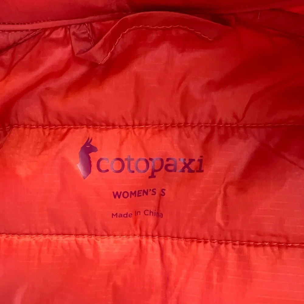 Cotopaxi NWT Women's Capa Insulated Jacket in Canyon/Raspberry, size S - Picture 11 of 15